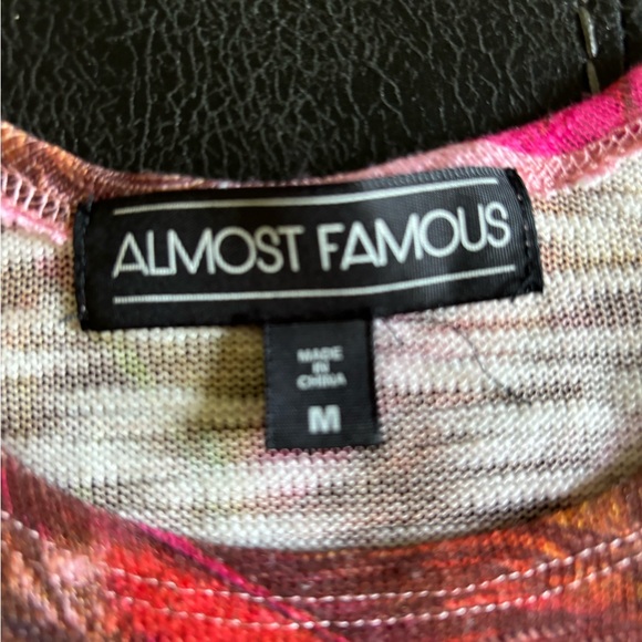 Almost Famous Pink Tribal Feather Tank Size M - Picture 4 of 11